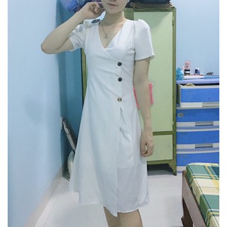 [kèm ảnh và video chính chủ]-Đầm trắng công sở đắp tà