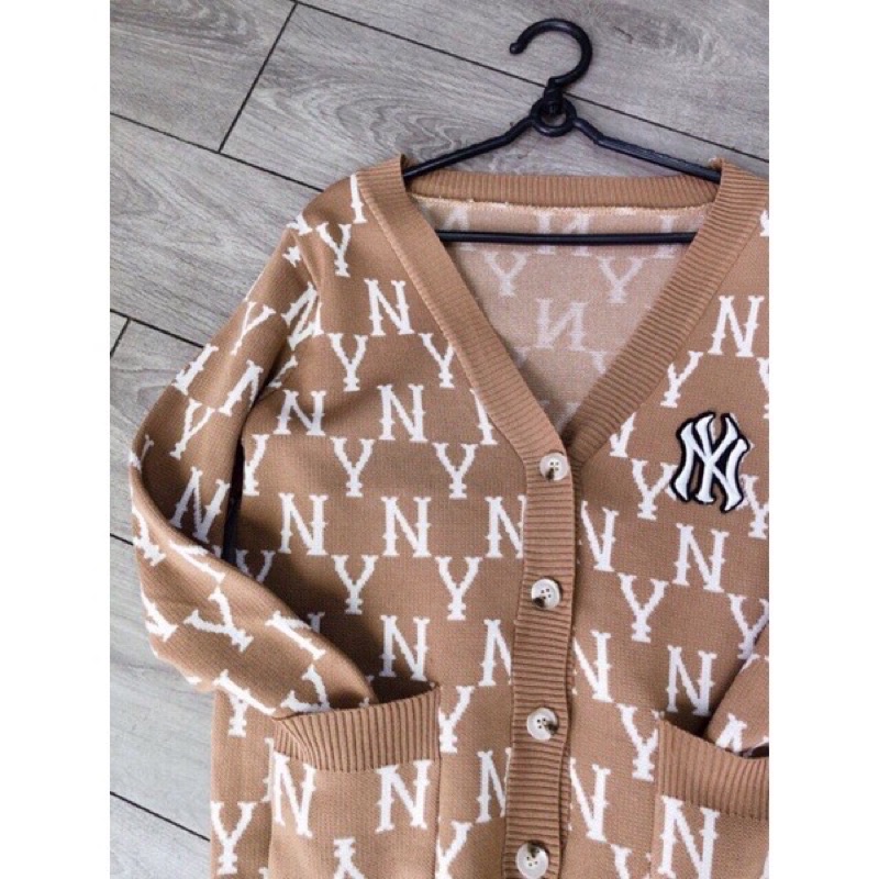 Áo khoác len họa tiết gài nút tay dài hàng QC!