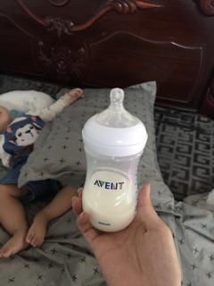 Bình sữa avent 125ml và 260ml
