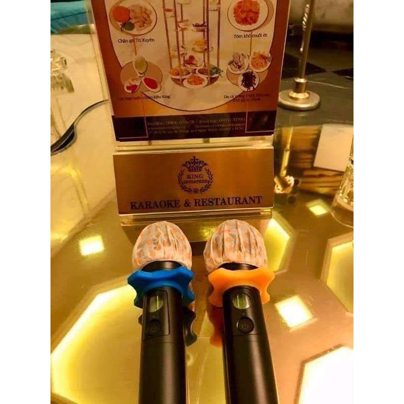 1 HỘP 100 CÁI KHẨU TRANG CHO MICRO GIÚP NGĂN NGỪA VI KHUẨN -CHUYÊN DÙNG CHO KARAOKE KINH DOANH VÀ GIA ĐÌNH