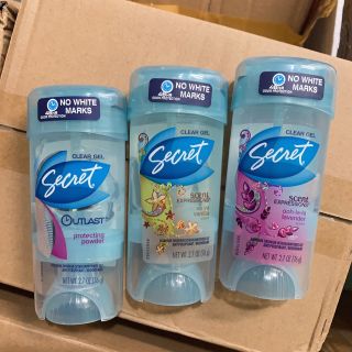 Lăn khử mùi secret xanh
