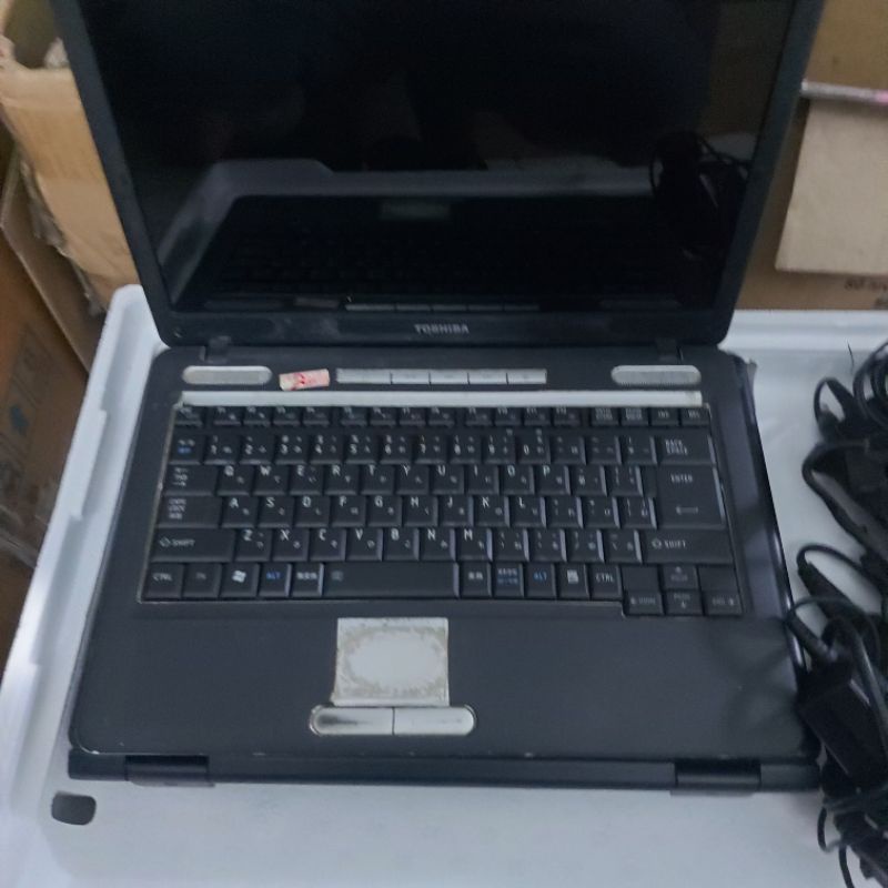 Laptop nhập khẩu thanh lý xả kho