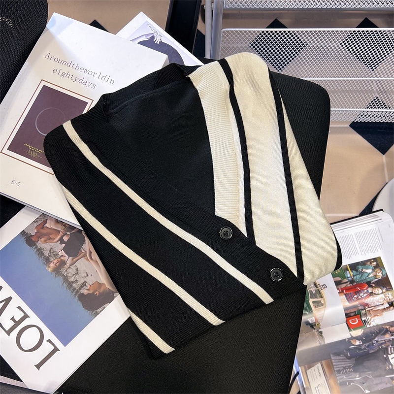 Áo sweater Dệt Kim Cổ Chữ V Họa Tiết Kẻ Sọc Nhiều Màu Sắc Phong Cách Hàn Quốc Dễ Phối Đồ