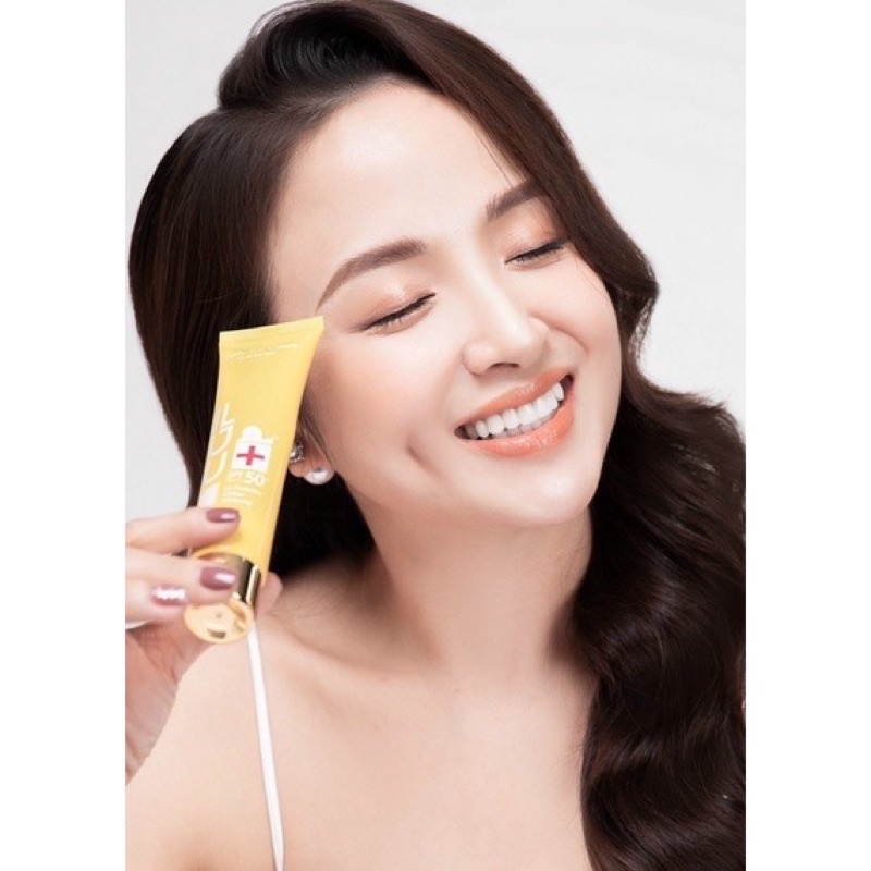 Kem Chống Nắng CGF Cho Da Dầu Chính Hãng