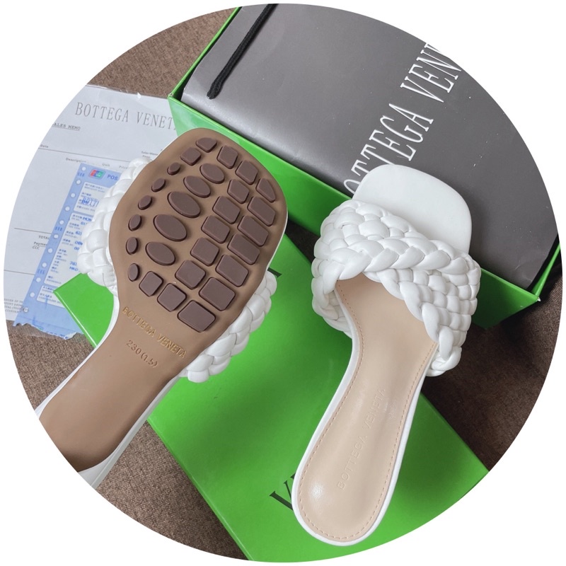 Guốc cao gót quai Tết siêu xinh hàng hộp xanh fullbox