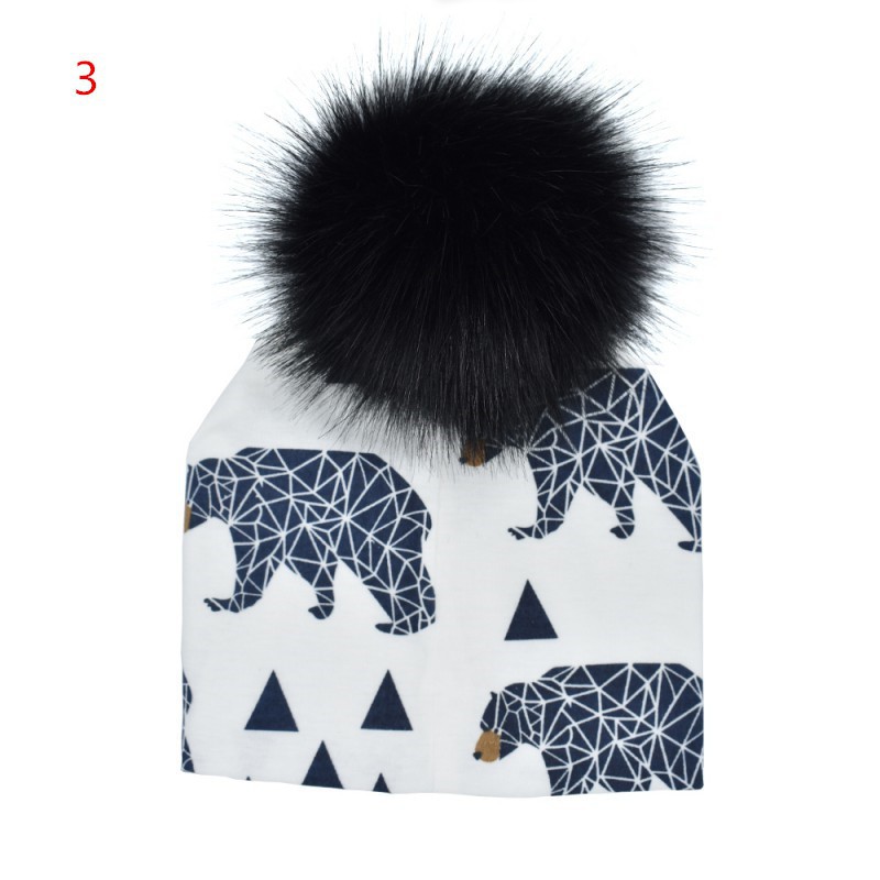Mũ cotton họa tiết dễ thương phối quả bông xinh xắn cho bé