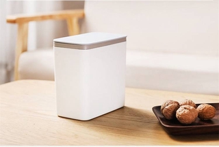Desktop trash can creative high-quality plastic clamshell office small debris small storage bin