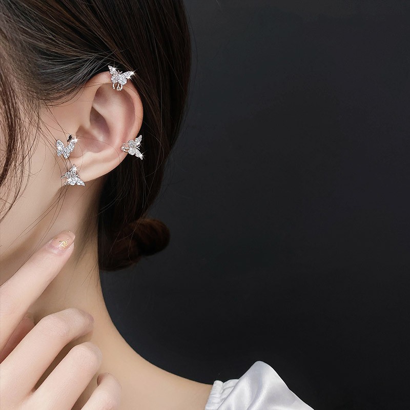 Khuyên tai dạng vòng trang trí hình bướm sáng lấp lánh dành cho bạn gái
