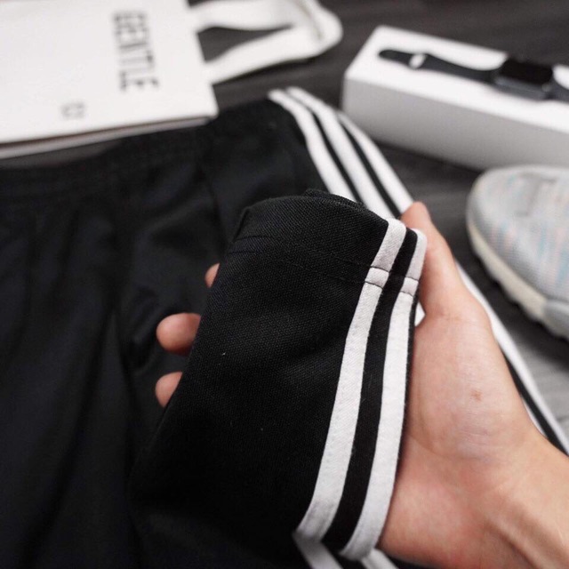 [ XẢ HÀNG GIÁ SỐC ] Quần Thể Thao Nam Nữ + 3 Sọc Đen Trắng - PTN SHOP | BigBuy360 - bigbuy360.vn