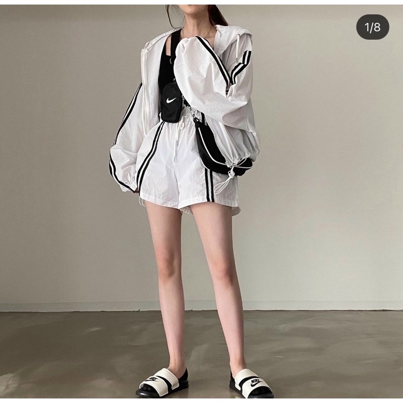 SET 3 MÓN THỂ THAO : KHOÁC VIỀN + ÁO PULL ĐEN 3 LỖ + SHORT VIỀN