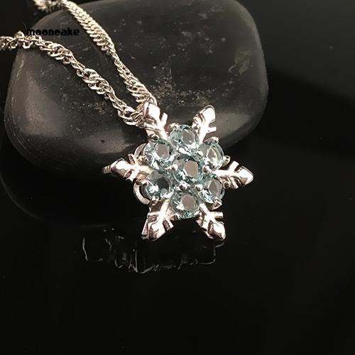 Vòng cổ choker mặt hoa tuyết đính đá lấp lánh