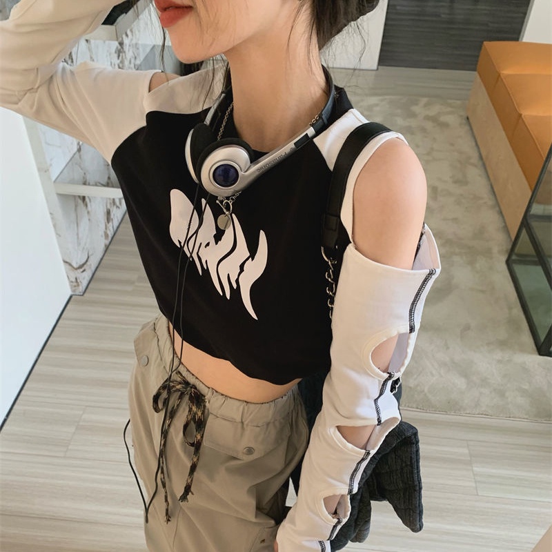 Áo kiểu COZOKC tay dài trễ vai thiết kế khoét lỗ cá tính thời trang