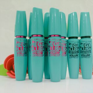 Mascara Maybelline Mega Plush Volum Express