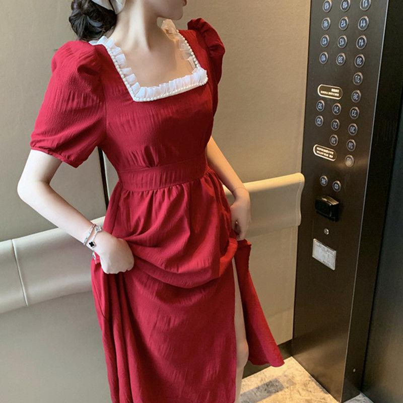 Đầm dài dáng chữ a cổ vuông màu đỏ phong cách retro Pháp