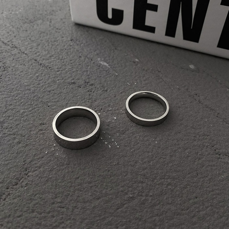 Nhẫn thiết kế đơn giản bằng thép titan nhẹ thời trang cá tính độc đáo cho nam và nữ