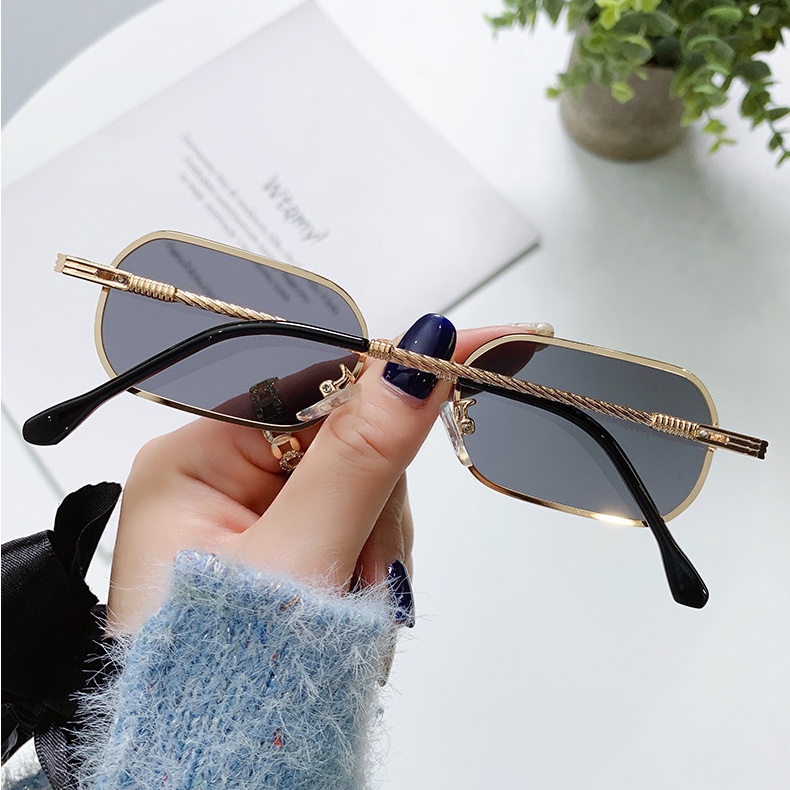 Kính Mát Thời Trang Cho Nam Nữ 2022