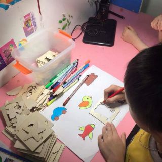Khuôn tranh tô màu sáng tạo cho bé