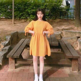 Đầm bbd màu vàng cute