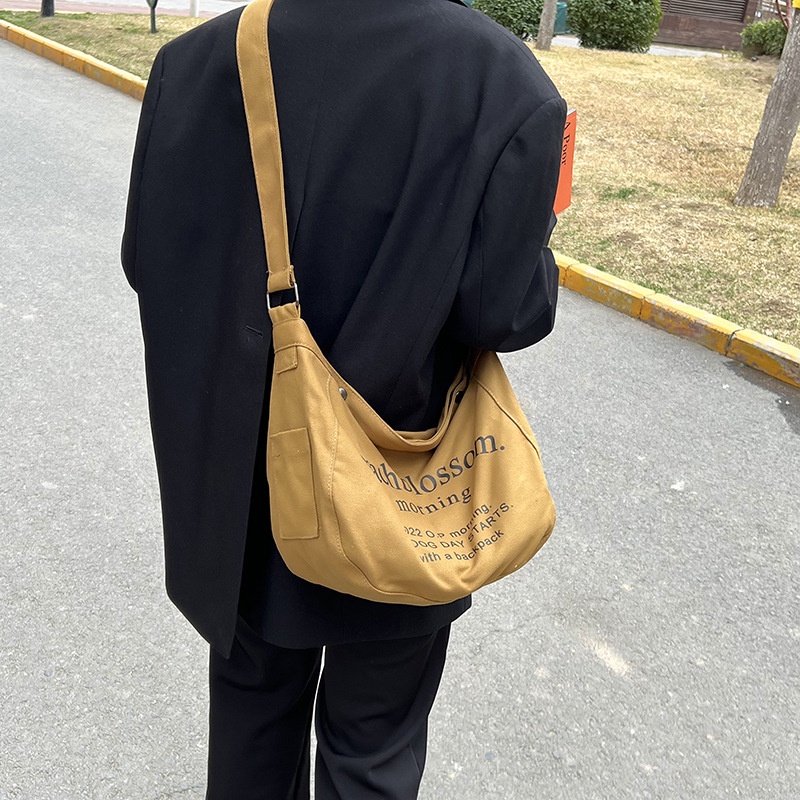 Túi Xách canvas Đeo Vai In Chữ Phong Cách Thời Trang Hàn Quốc Dành Cho Nữ 2022