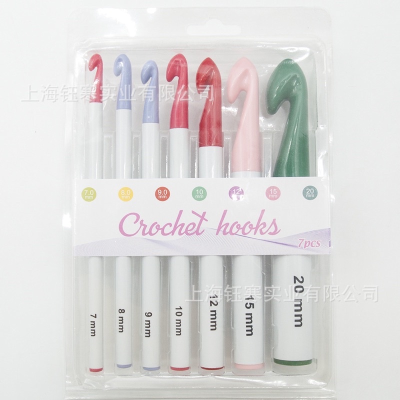 BỘ KIM MÓC NHỰA SIZE TO MÀU XINH XẮN