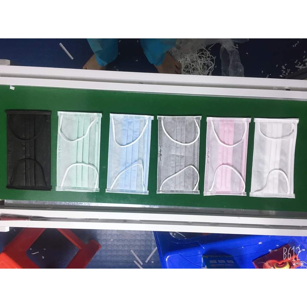 Hộp 50 cái khẩu trang y tế 4 lớp kháng khuẩn đủ màu hàng cty | BigBuy360 - bigbuy360.vn