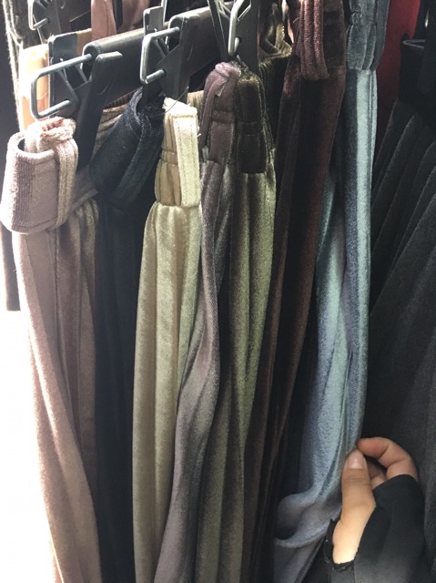 CHÂN VÁY NHUNG KÈM ĐAI VUÔNG MS16257 | BigBuy360 - bigbuy360.vn