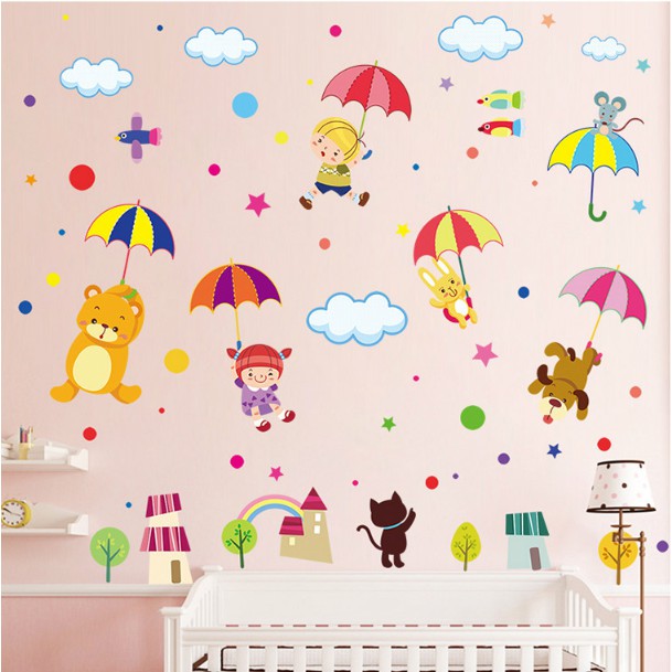 Decal trang trí tường Thú Chơi Dù Vui Nhộn