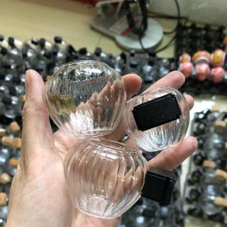 Cóng thuỷ tinh tai mun, tai tre tàu đẹp (múi bên trong)