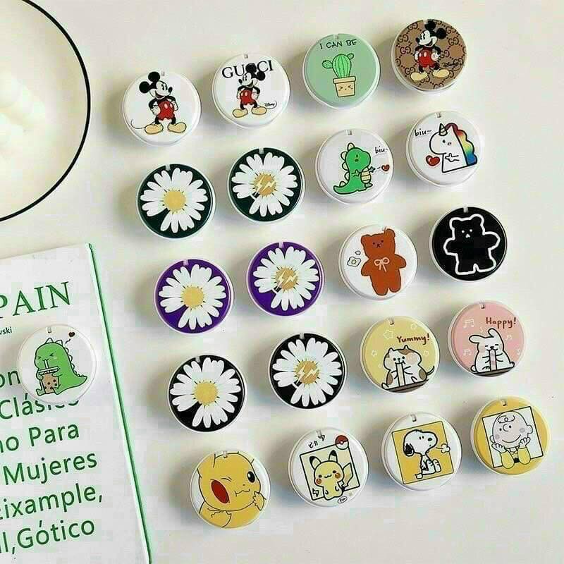 Iring gương tiện lợi vừa giá đỡ điện thoại vừa là chiếc gương trang điểm vô cùng tiện lợi
