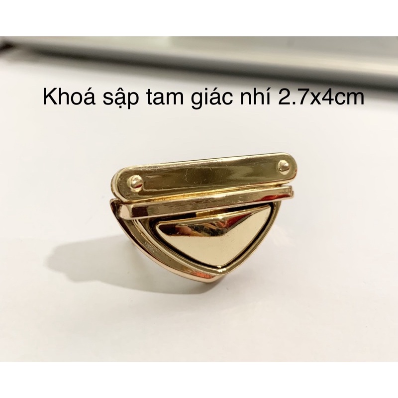 Khoá sập nhí hình tam giác
