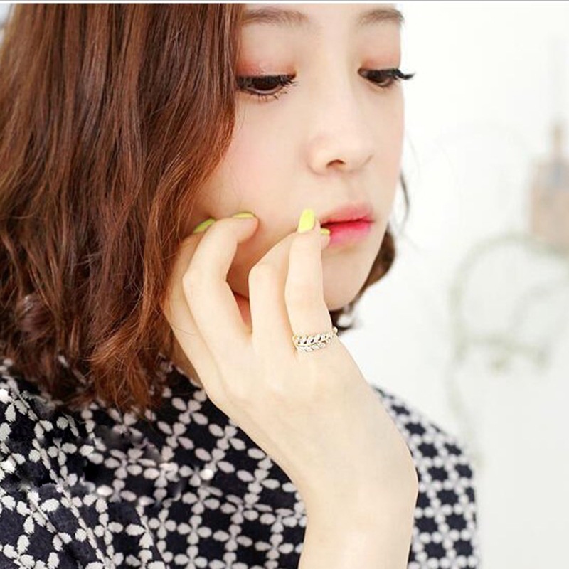 Nhẫn bạc ta kiểu hở hình cành lá nữ tính, nhẫn chuẩn bạc ta