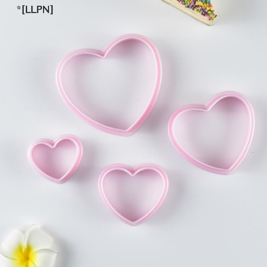 Set 4 Khuôn Nhựa Làm Bánh Hình Trái Tim