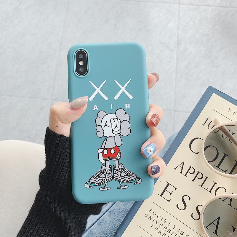 ỐP LƯNG HÌNH THỜI TRANG KAWS TPU CHẤT DÀY ĐẸP - ỐP IPHONE DẺO