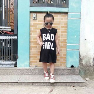 Đầm xinh thể thao