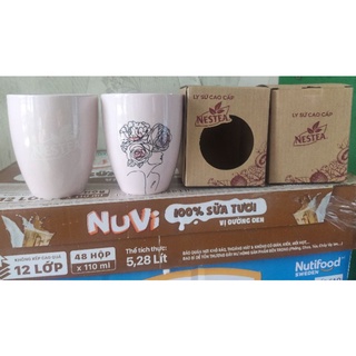 LY SỨ DONGHWA QUÀ NESTLE