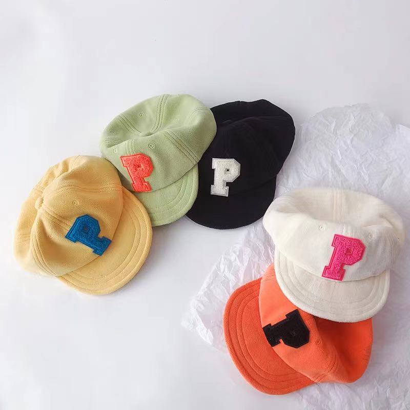 Mũ Lưỡi Trai Che Nắng Vải Lông Cừu Mềm Màu Kẹo In Chữ P Thời Trang Hàn Quốc Xinh Xắn Cho Bé