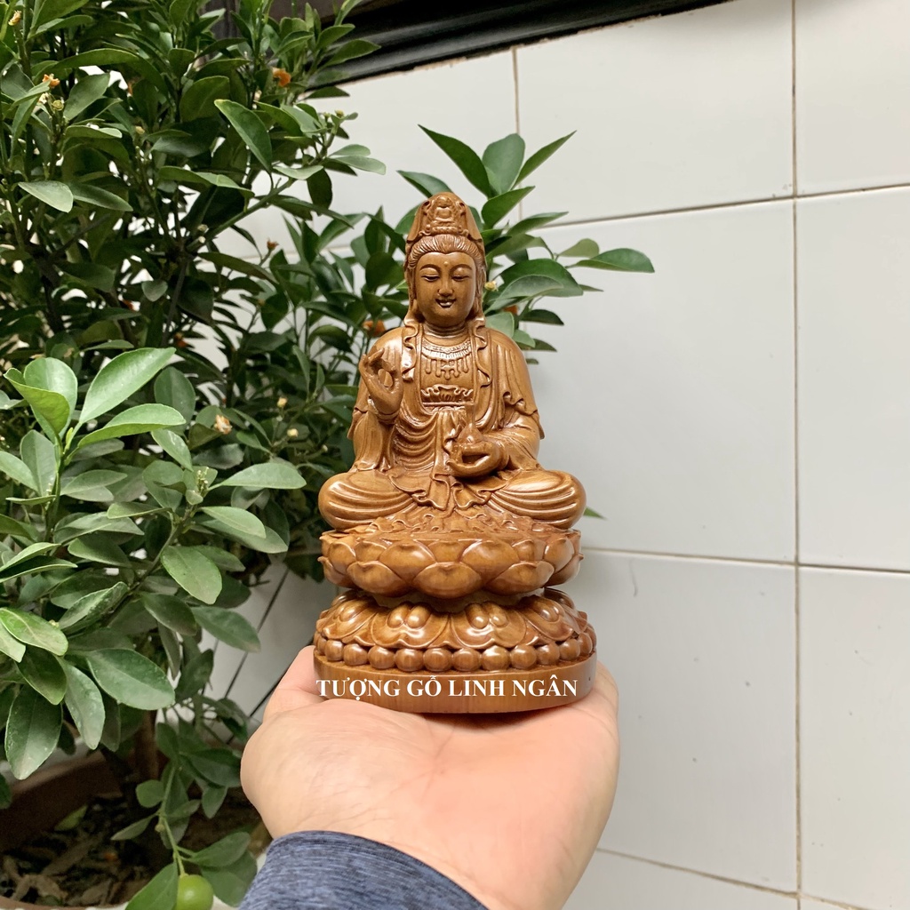 Tượng phật bà quan âm bồ tát cao 15 cm để táp lô xe ô tô