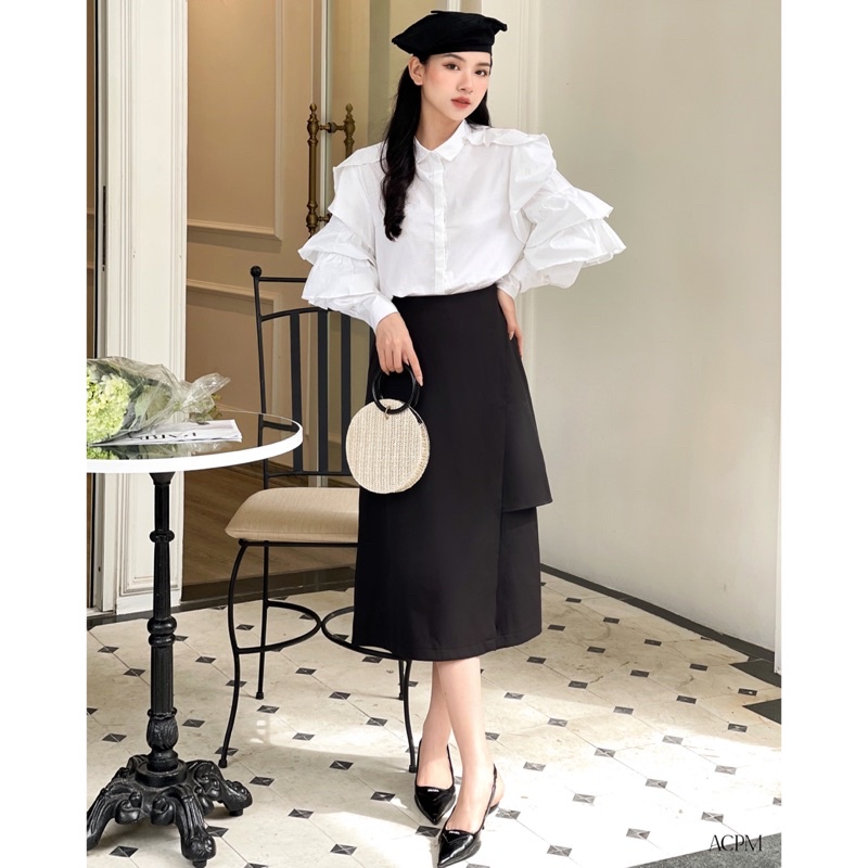 Lasie Skirt / Chân váy midi chi tiết xẻ vạt