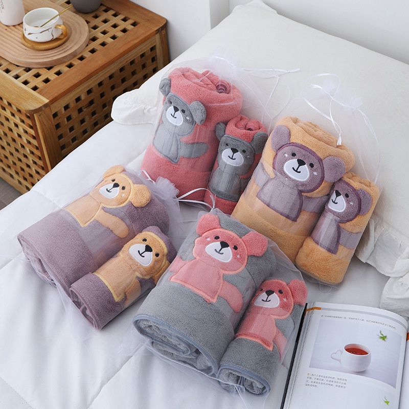 Khăn Tắm Lông Cừu San Hô Dày 70 * 140cm Hình Gấu Dễ Thương