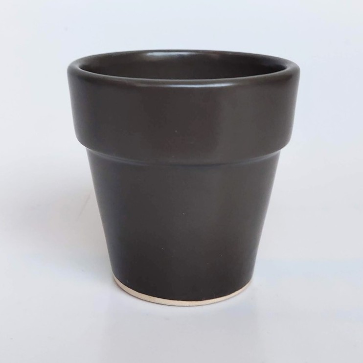 Chậu trồng cây hình xô đai sứ