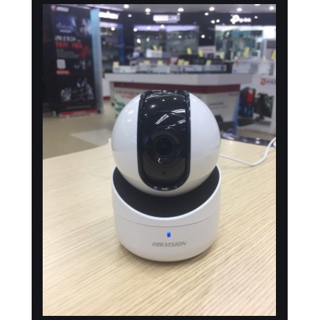 Camera Robot Hikvision DS-2CV2Q21FD-IW