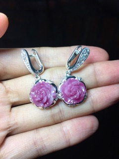 Mẫu đơn ruby phi thiên nhiên