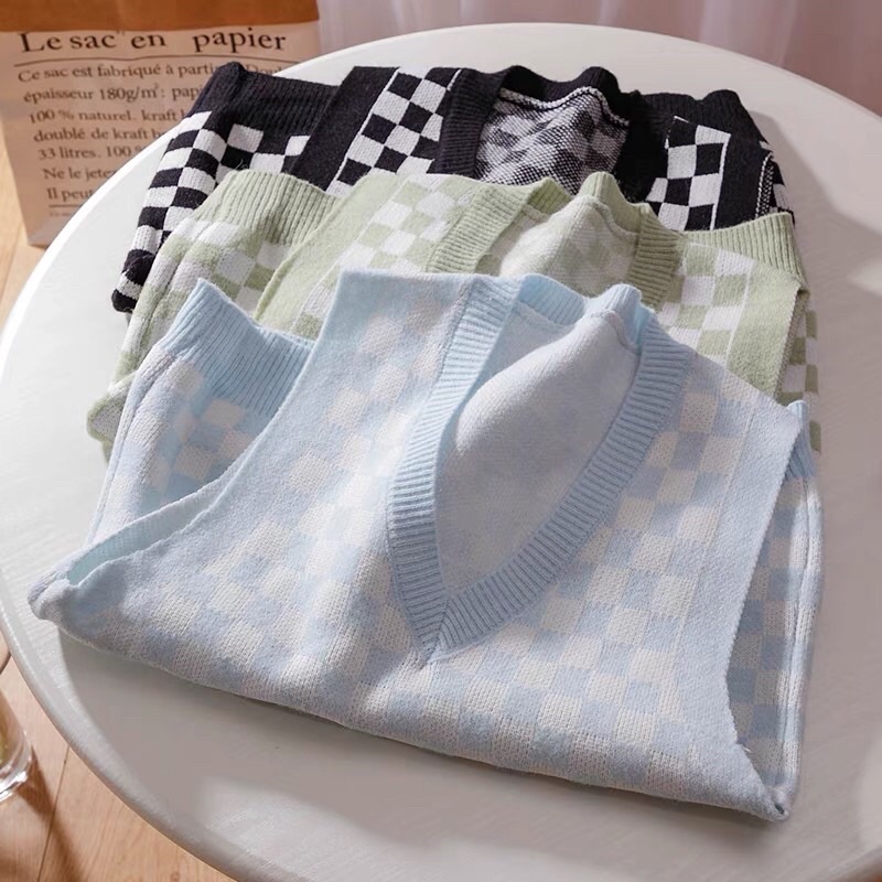 Áo len gile caro hot trend năm nay sang xịn mịn