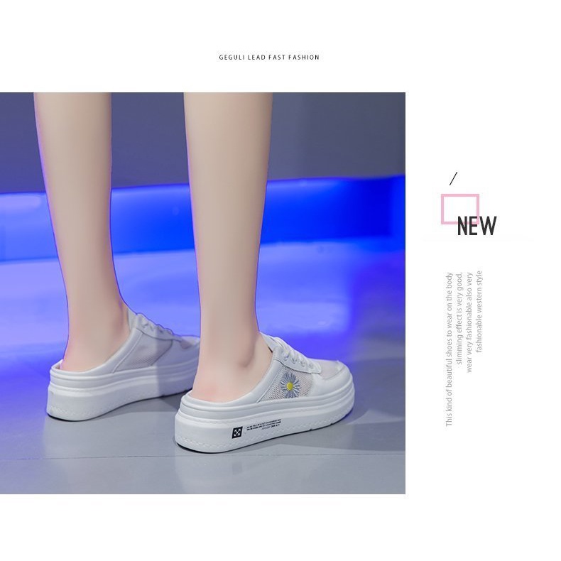 Giày Sục Nữ Lưới Hoa Cúc Dế Bánh Mì 3 Phân