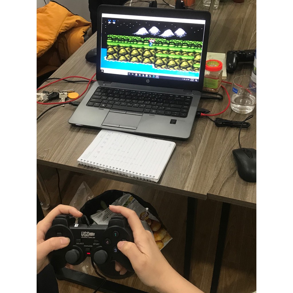 Tay cầm chơi game cho PC/Laptop cổng USB đen  Xgamingstore - dc2538