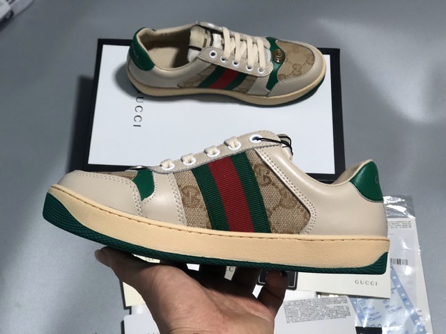 Giày sơn tùng bản sạch da xịn