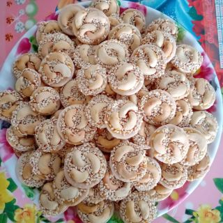 Bánh đồng tiền hạt điều