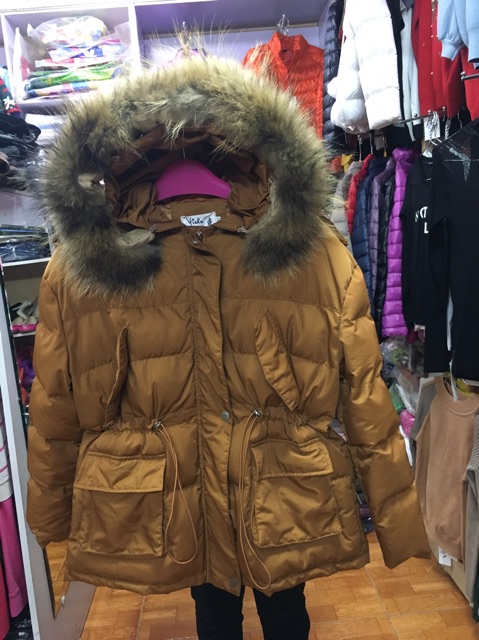 Áo phao lông vũ thắt eo mũ lông