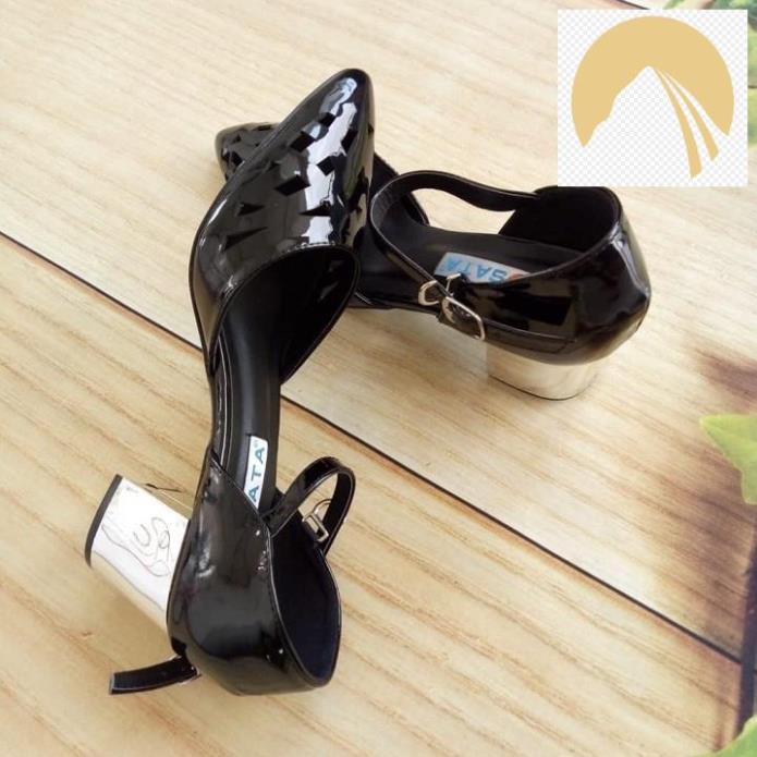 Giày cao gót nữ đẹp đế vuông 5p bít mũi màu đen hàng hiệu rosata za05