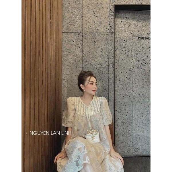 VÁY HOA NỔI CỔ REN